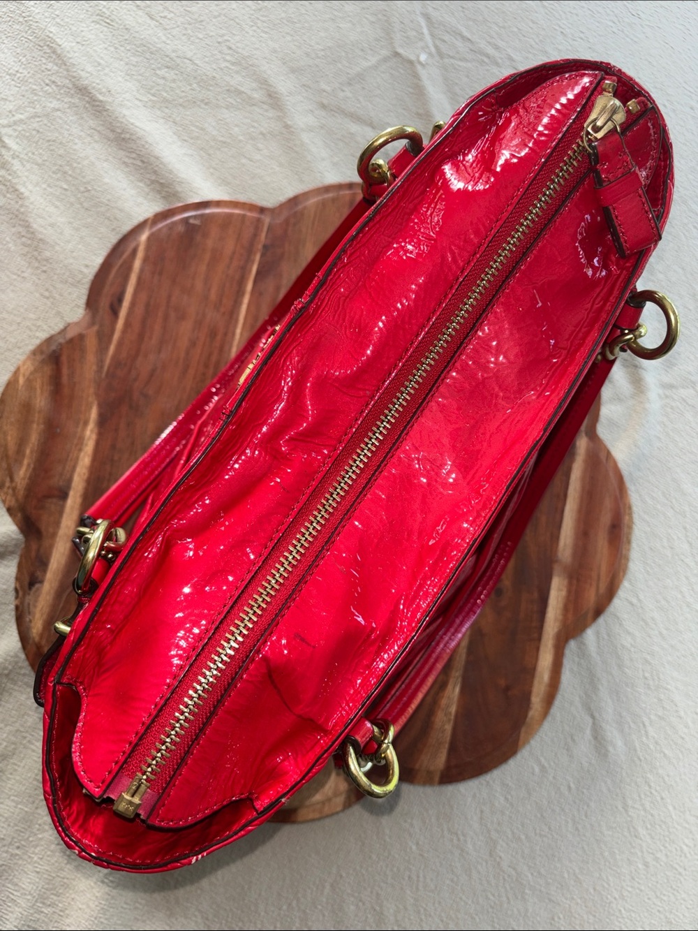 Coach‎ Madison Diagonal Pleated Patent Leather handbag in red - Picture 6 of 15